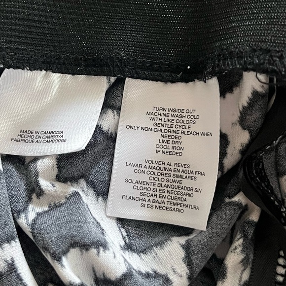 Jones Studio Stylish Black and White Patterned Women's Pants Size 1X - Picture 9 of 14